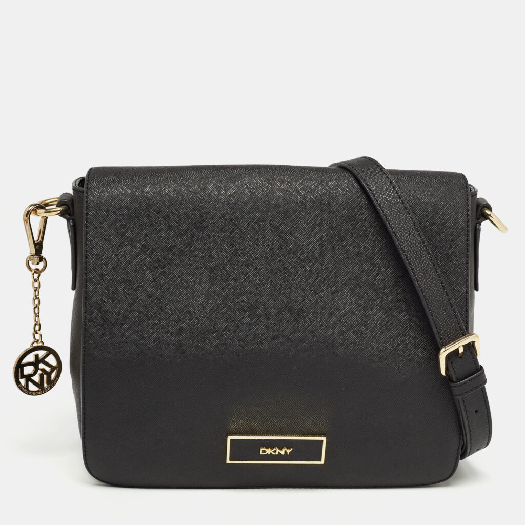 luxury-women-dkny-used-handbags-p931934-015 DKNY Black Leather Logo Flap Shoulder Bag