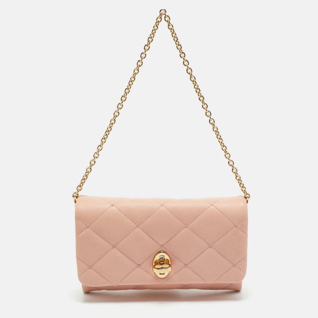 luxury-women-dolcegabbana-used-handbags-p1169102-008.jpg Dolce & Gabbana Pink Quilted Leather Chain Clutch