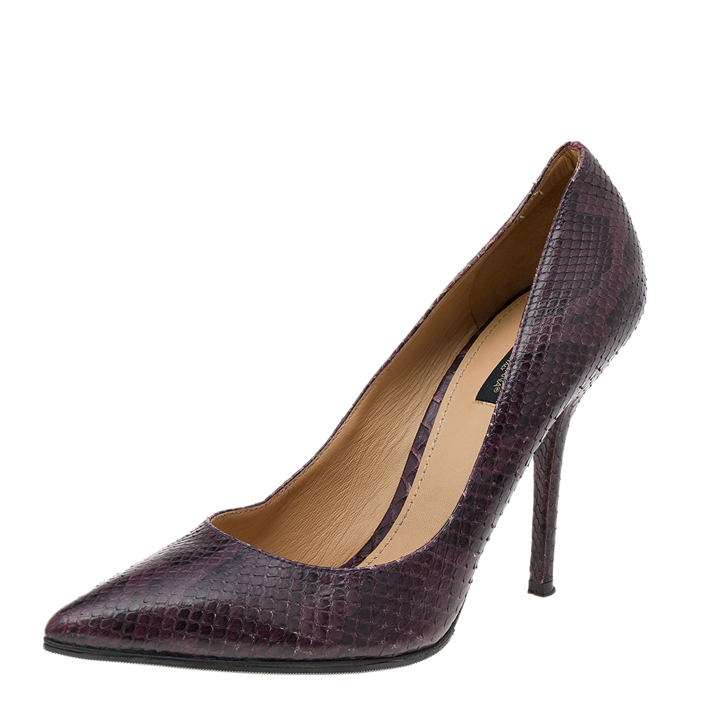 luxury-women-dolcegabbana-used-shoes-p562116-006-1 Dolce & Gabbana Dark Purple/Black Snakeskin Pointed Toe Pumps Size 40