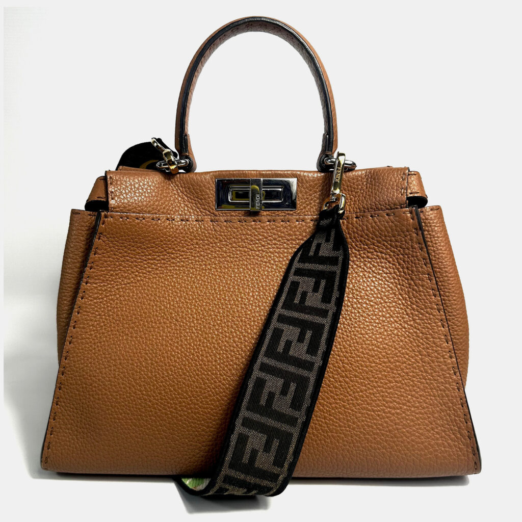 luxury-women-fendi-used-handbags-p1033118-003 Fendi Brown Leather Medium Peekaboo Bag