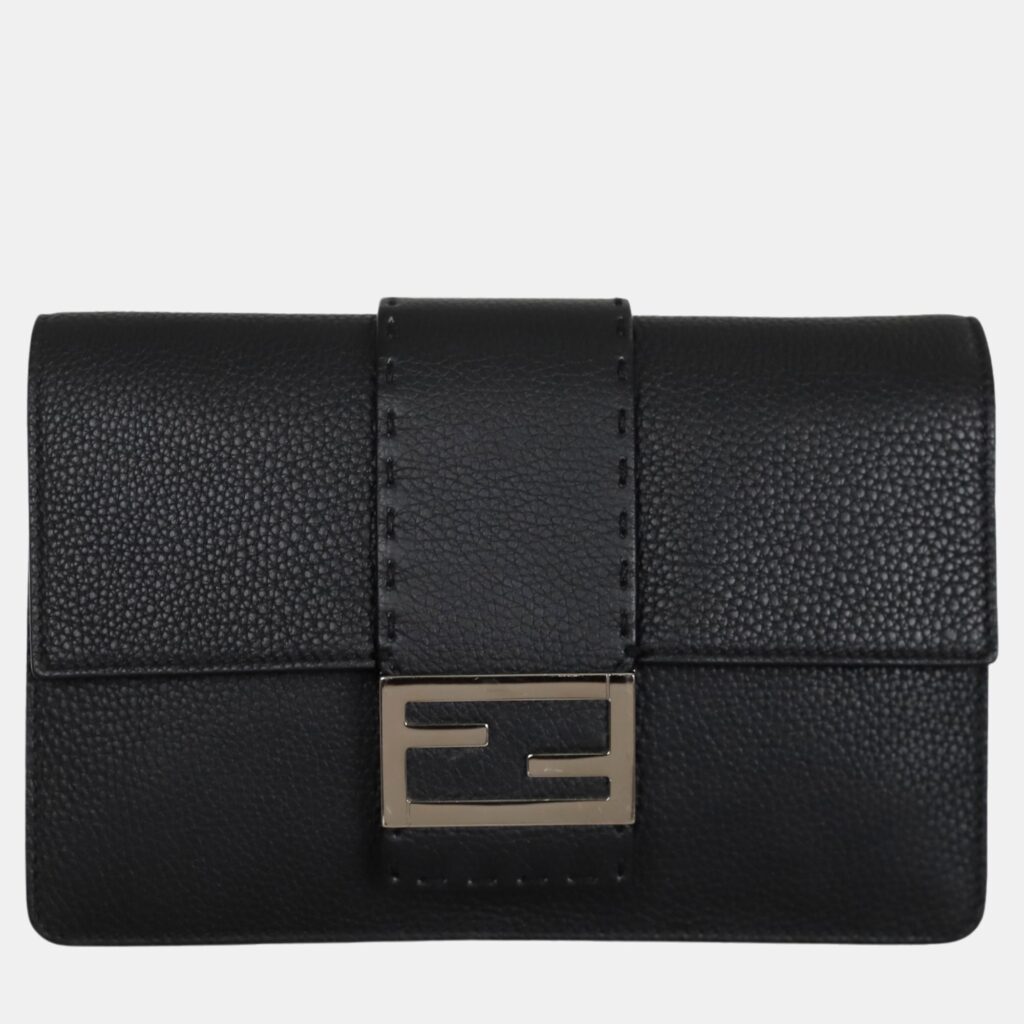 luxury-women-fendi-used-handbags-p1055044-005 Fendi Black Leather Selleria FF Baguette Clutch