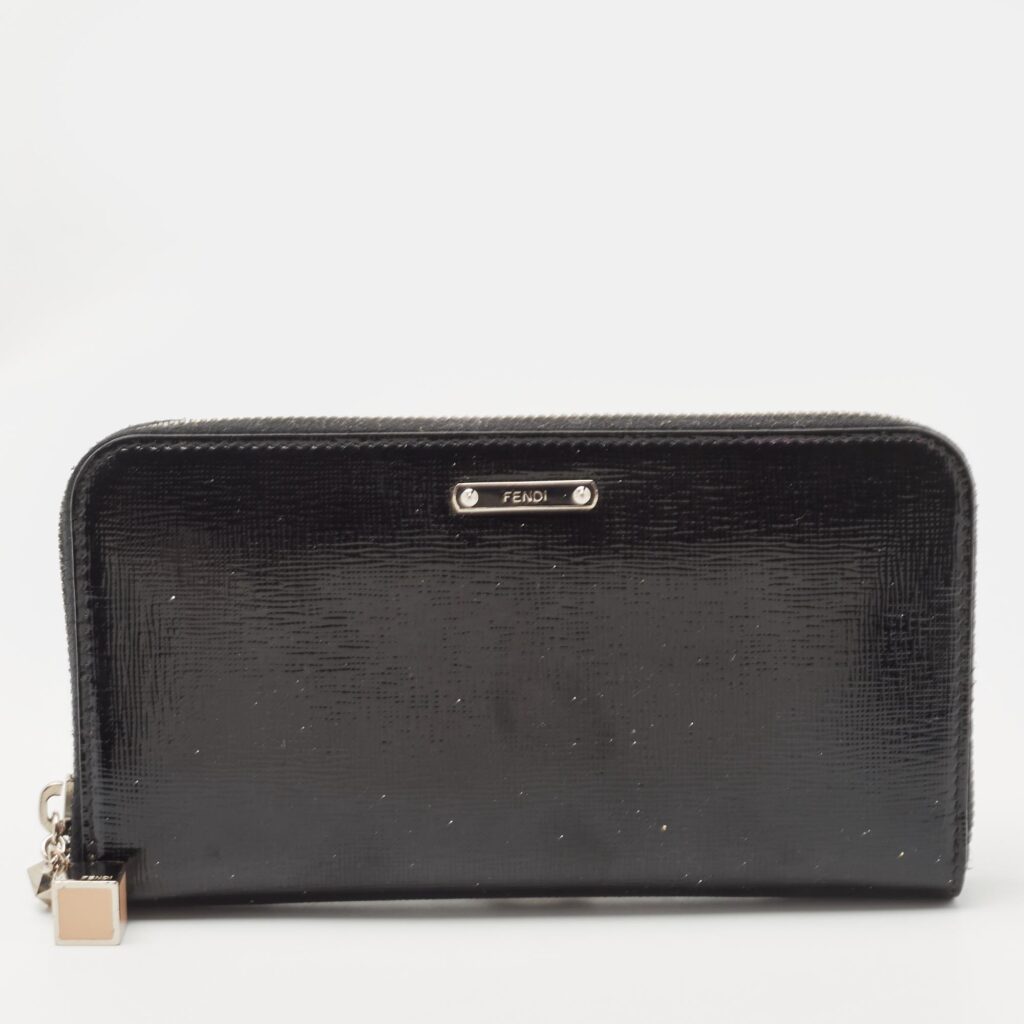 luxury-women-fendi-used-handbags-p794578-016 Fendi Black Patent Leather Zip Around Wallet