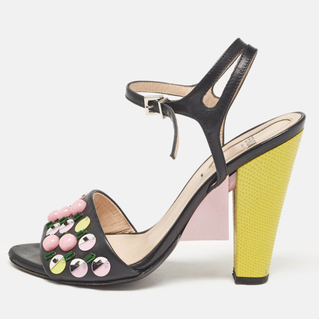 luxury-women-fendi-used-shoes-p1024210-006 Fendi Black Leather Lizard Embossed Leather Ankle Strap Sandals Size 36