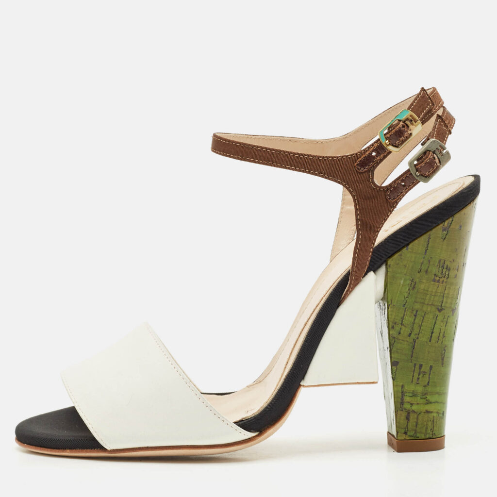luxury-women-fendi-used-shoes-p1147832-010.jpg Fendi Multicolor Fabric and Leather Fantasia Ankle Strap Sandals Size 36