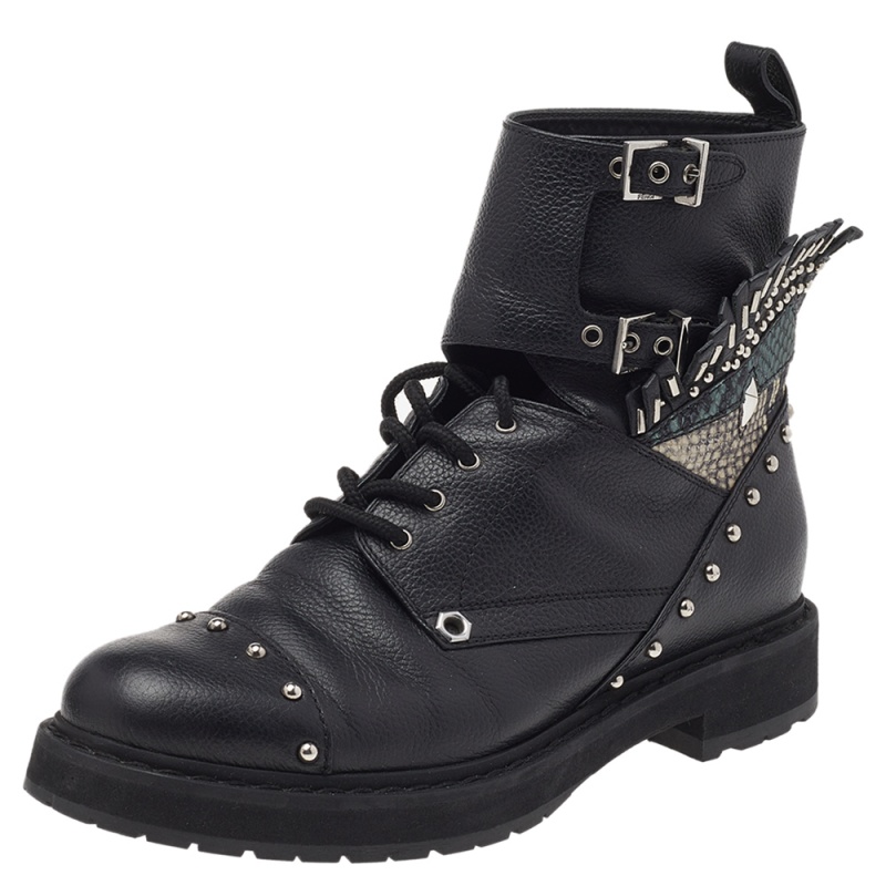 luxury-women-fendi-used-shoes-p514813-1634970814-005-1 Fendi Black Leather Embellished Buckle Strap Ankle Boots Size 37