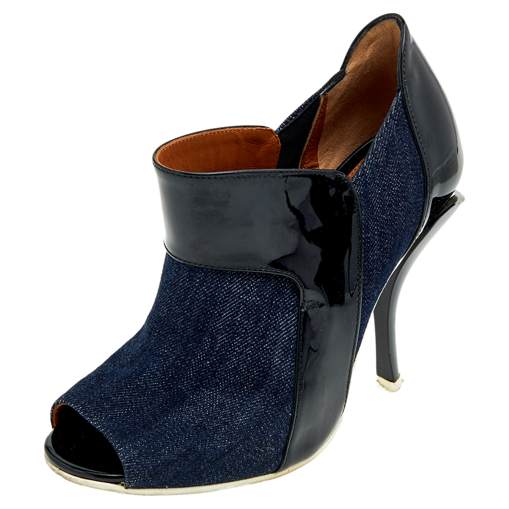 luxury-women-fendi-used-shoes-p540557-005-1 Fendi Blue/Black Denim And Patent Leather Peep Toe Booties Size 36