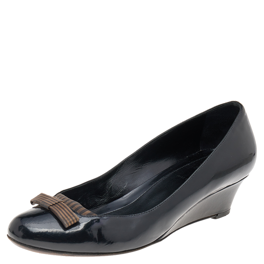 luxury-women-fendi-used-shoes-p569353-008-2 Fendi Black Patent Leather Bow Pumps Size 38