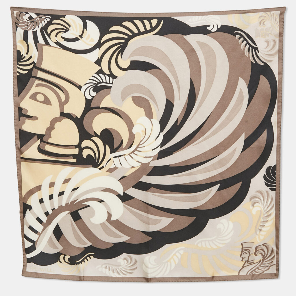 luxury-women-frey-wille-used-accessories-p1168171-001 Frey Wille Grey Print Silk Square Scarf