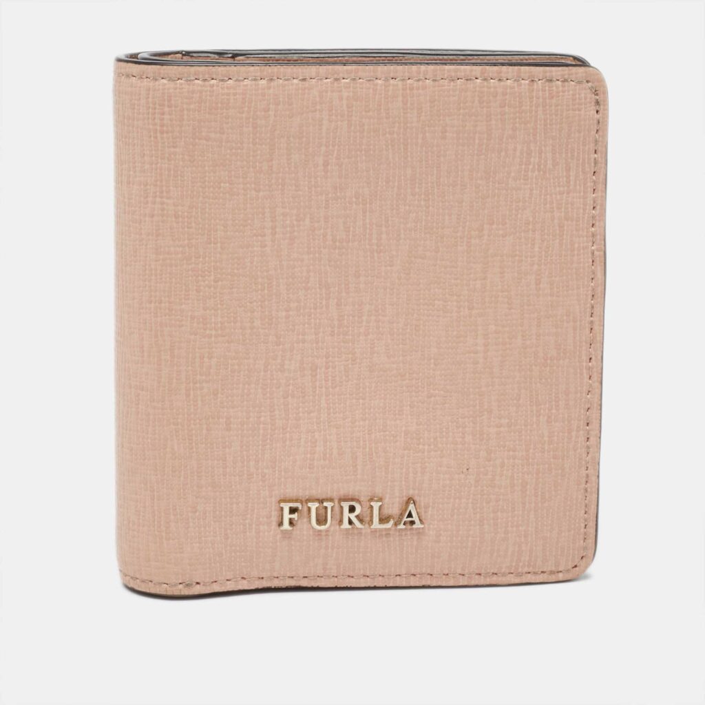 luxury-women-furla-used-handbags-p962144-005 Furla Light Pink Leather Logo Bifold Wallet