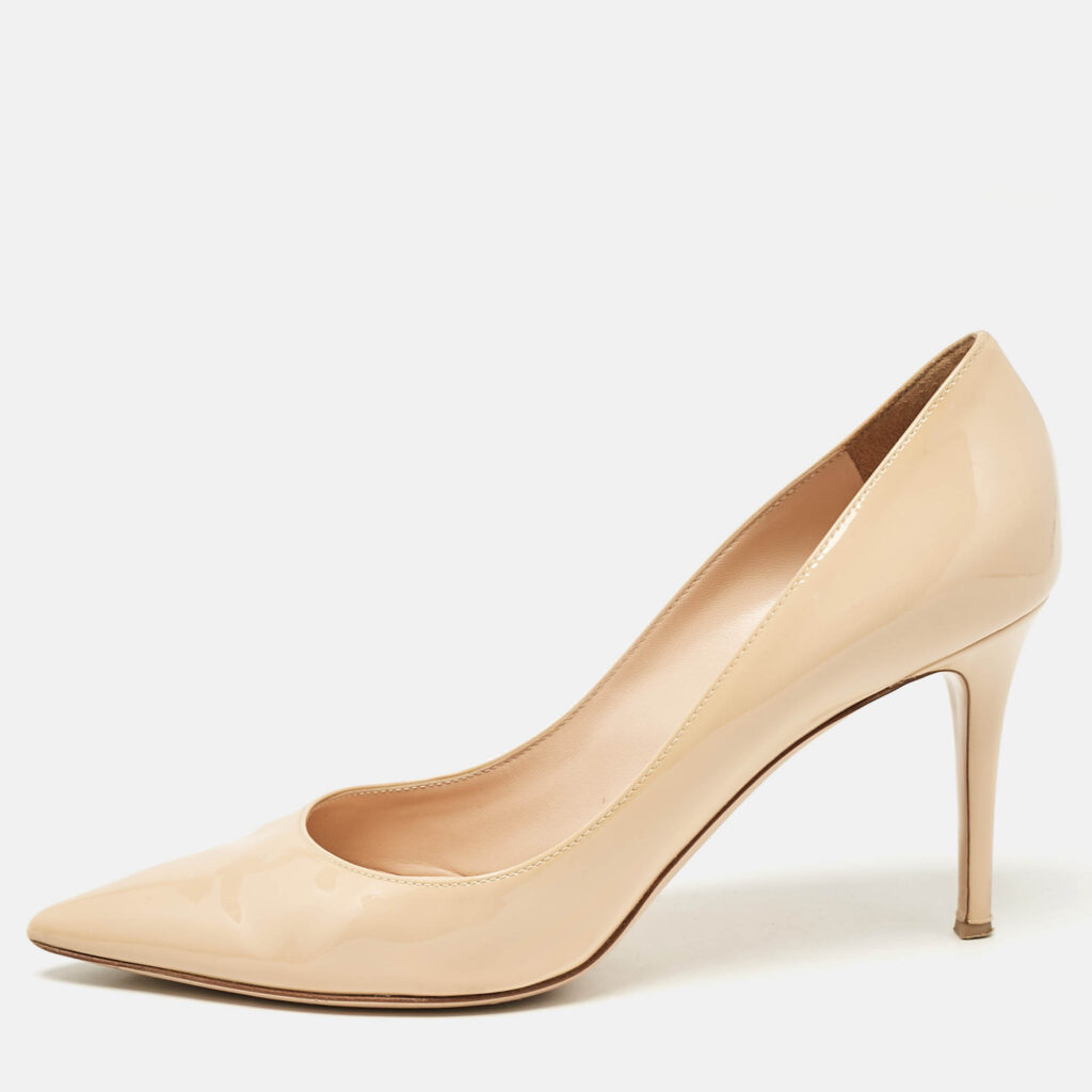luxury-women-gianvito-rossi-used-shoes-p1094107-010 Gianvito Rossi Beige Patent Leather Plexi Pumps Size 42