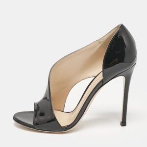 Gianvito Rossi Black Patent Leather Demi Cut Out Pumps Size 37.5