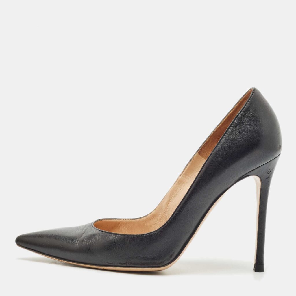 luxury-women-gianvito-rossi-used-shoes-p1152101-003 Gianvito Rossi Black Leather Gianvito 105 Pointed Toe Pumps Size 39