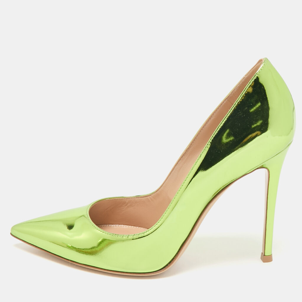 luxury-women-gianvito-rossi-used-shoes-p1156432-004 Gianvito Rossi Metallic Green Leather Gianvito Pumps Size 39.5