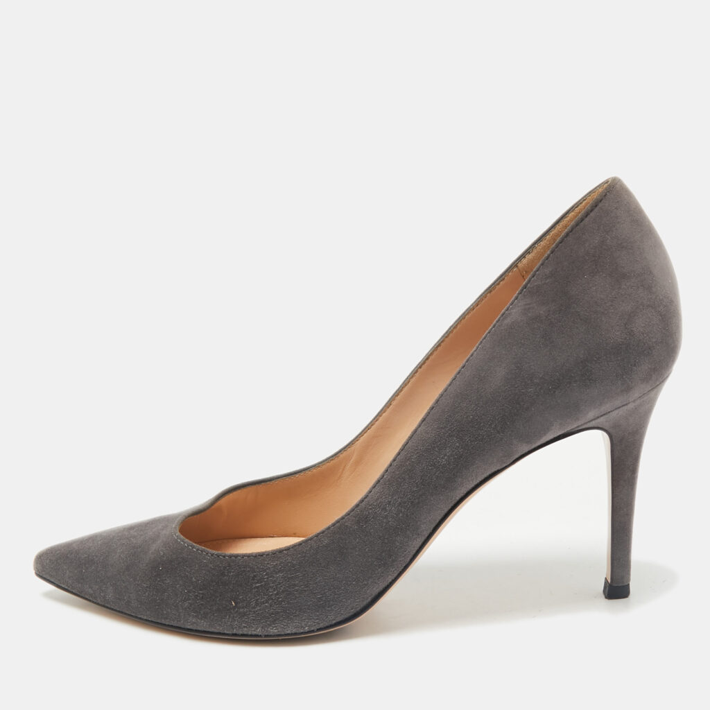 luxury-women-gianvito-rossi-used-shoes-p1159702-001.jpg Gianvito Rossi Grey Suede Gianvito 85 Pointed Toe Pumps Size 38.5