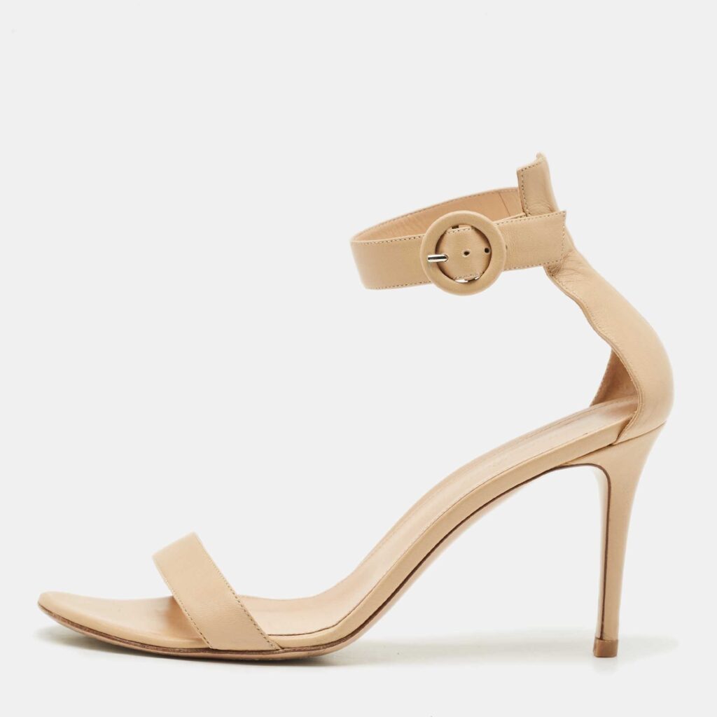 luxury-women-gianvito-rossi-used-shoes-p1169913-003 Gianvito Rossi Beige Leather Portofino Sandals Size 41.5