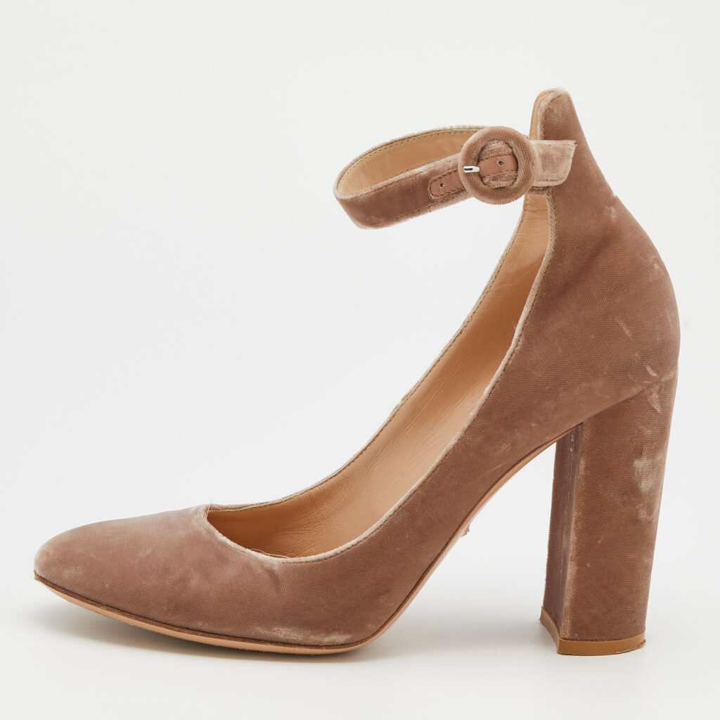 luxury-women-gianvito-rossi-used-shoes-p705066-002-1 Gianvito Rossi Beige Velvet Block Heel Ankle Strap Pumps Size 39