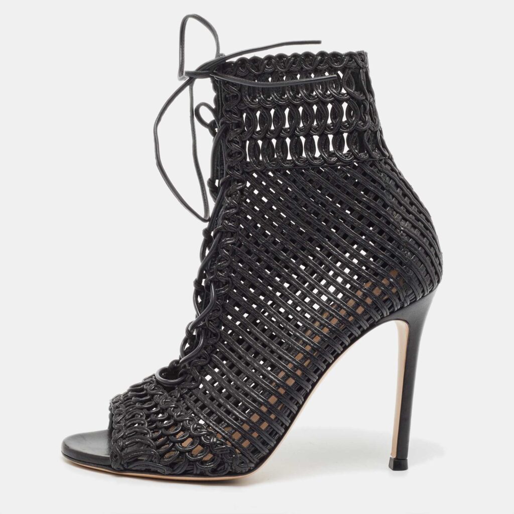 luxury-women-gianvito-rossi-used-shoes-p918635-003 Gianvito Rossi Black Leather Woven Lace Up Sandals Size 35