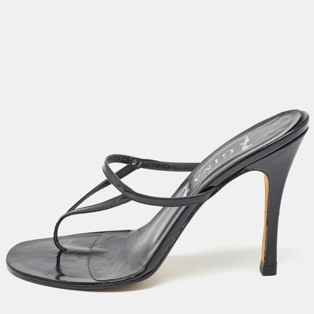 luxury-women-gina-used-shoes-p972518-006 Gina Black Patent Leather Thong Slide Sandals Size 39