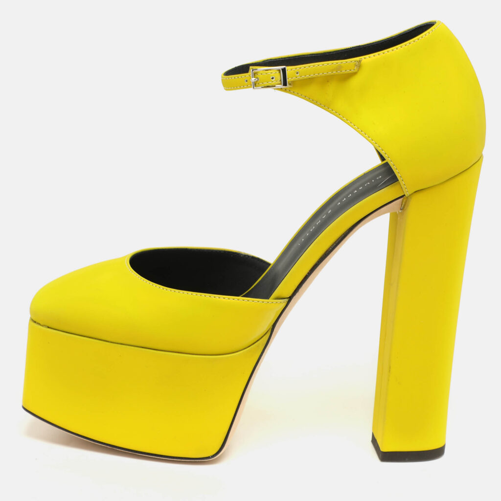 luxury-women-giuseppe-zanotti-used-shoes-p1140931-010 Giuseppe Zanotti Yellow iridescent Patent Leather Platform Ankle Strap Pumps Size 39