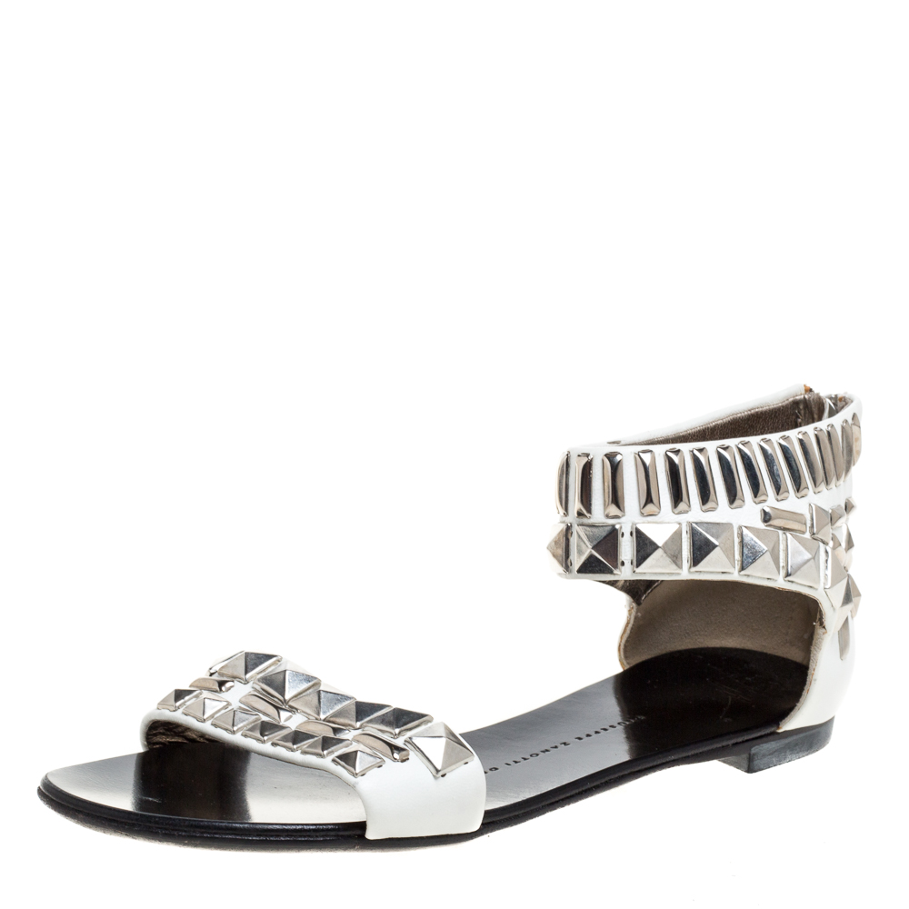 luxury-women-giuseppe-zanotti-used-shoes-p364932-004 Giuseppe Zanotti White Leather Studded Ankle Cuff Zipper Flats Size 36