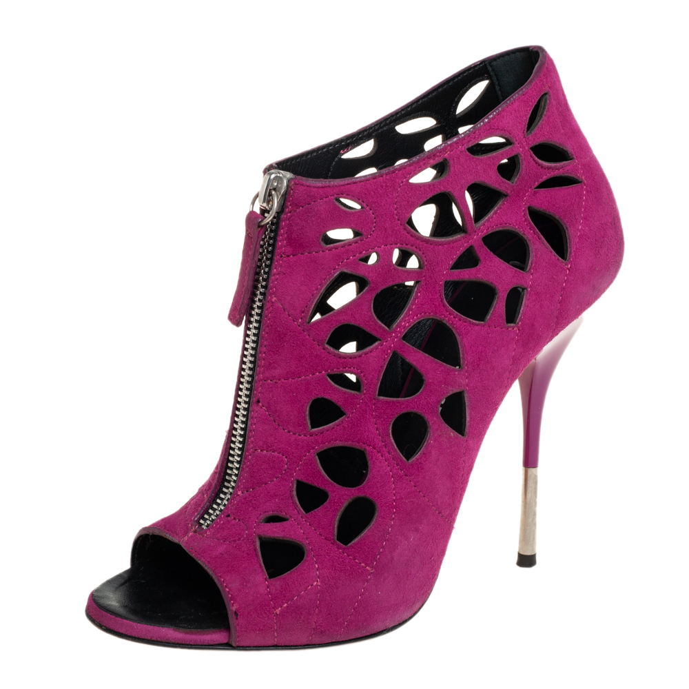 luxury-women-giuseppe-zanotti-used-shoes-p456041-004 Giuseppe Zanotti Pink Suede Cutout Zipper Booties Size 37.5