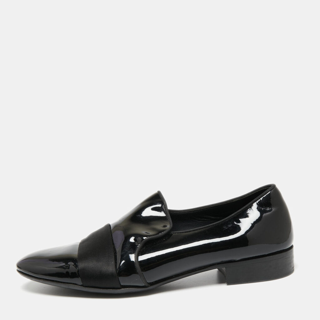 luxury-women-giuseppe-zanotti-used-shoes-p644437-001-1 Giuseppe Zanotti Black Patent Leather and Satin Cap Toe Smoking Slippers Size 40