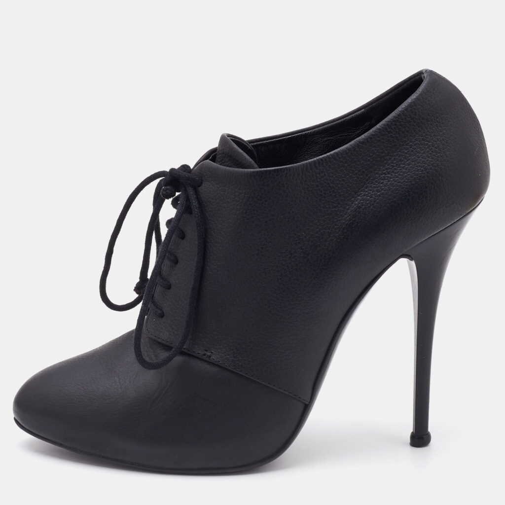luxury-women-giuseppe-zanotti-used-shoes-p730710-001 Giuseppe Zanotti Black Leather Lace Up Booties Size 37.5