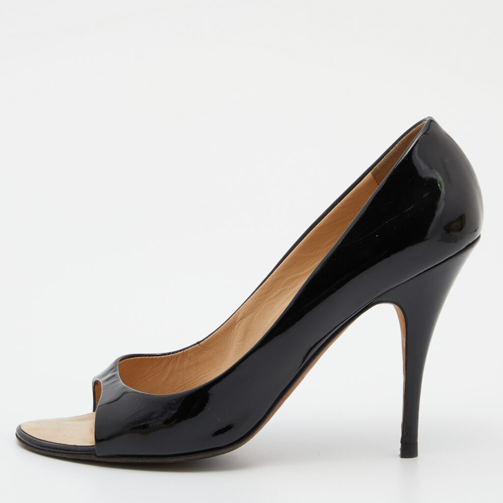 luxury-women-giuseppe-zanotti-used-shoes-p814623-003 Giuseppe Zanotti Black Patent Leather Open Toe Pumps Size 40