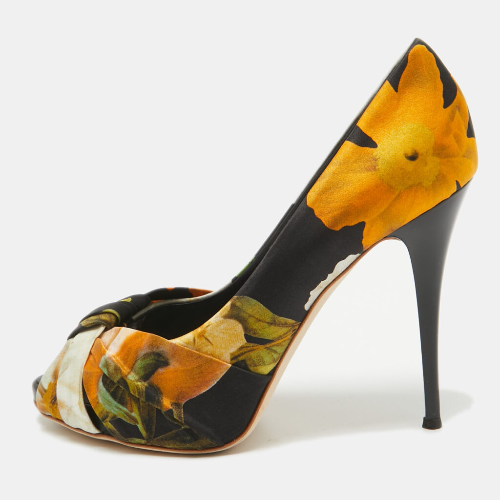luxury-women-giuseppe-zanotti-used-shoes-p997834-001 Giuseppe Zanotti Multicolor Satin Floral Silk Peep Toe Pumps Size 40