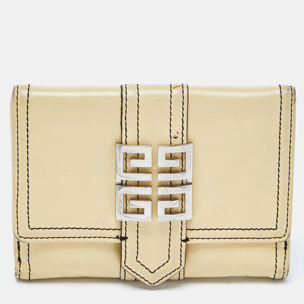 luxury-women-givenchy-used-handbags-p851521-013 Givenchy Beige Leather Flap Compact Wallet