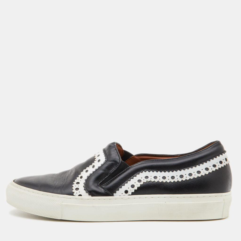 luxury-women-givenchy-used-shoes-p805192-001 Givenchy Black/White Leather Slip On Sneakers Size 36