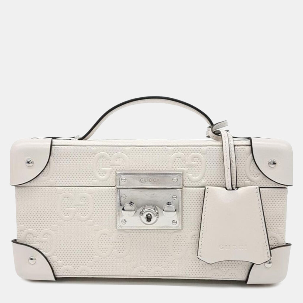luxury-women-gucci-used-handbags-p1034741-002 Gucci GG embossed jewelry case