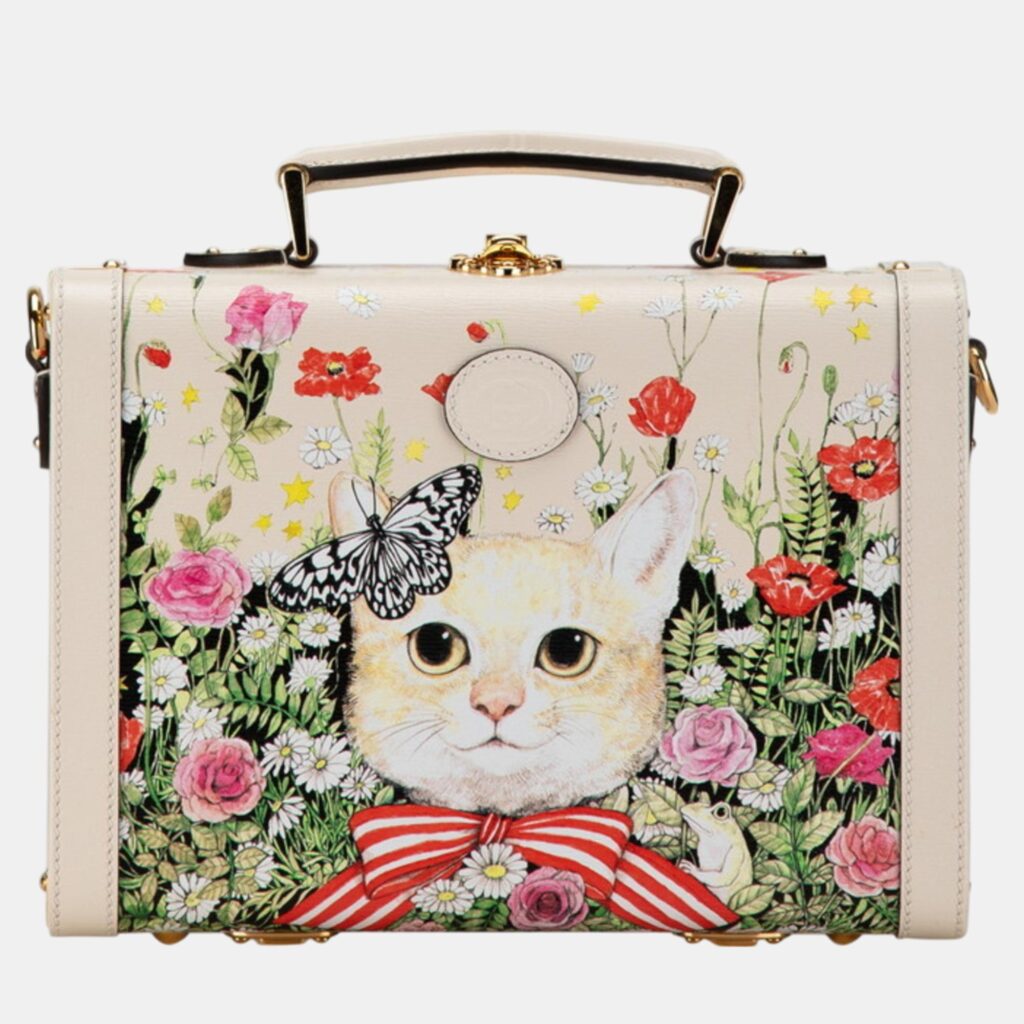 luxury-women-gucci-used-handbags-p1045081-001 Gucci Ivory Multicolor Leather Trunk Case