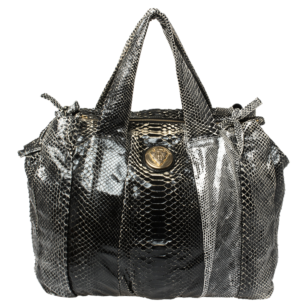 luxury-women-gucci-used-handbags-p415351-006 Gucci Black Python Large Hysteria Tote
