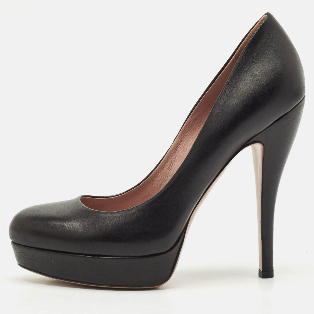 Gucci Black Leather Round Toe Platform Pumps Size 38