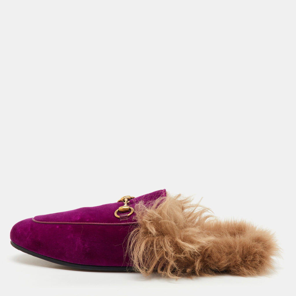 luxury-women-gucci-used-shoes-p1149626-009.jpg Gucci Purple Fur and Velvet Princetown Mules Size 38