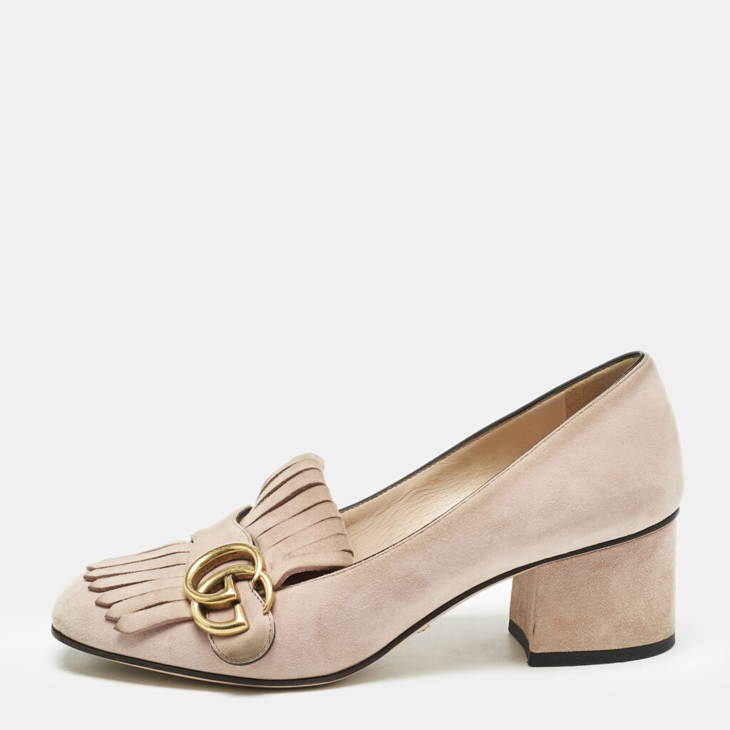 luxury-women-gucci-used-shoes-p1161290-003.jpg Gucci Light Pink Suede GG Marmont Fringe Pumps Size 36.5