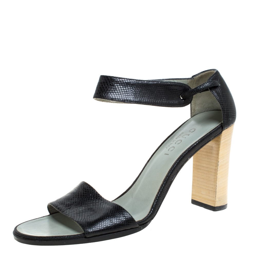 luxury-women-gucci-used-shoes-p368570-006 Gucci Vintage Black Snakeskin Ankle Cuff Open Toe Sandals Size 36