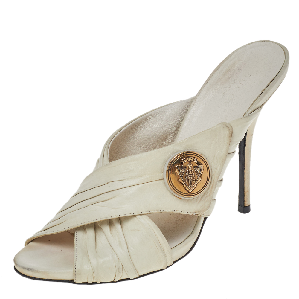 luxury-women-gucci-used-shoes-p492840-007 Gucci White Leather Hysteria Cross Slide Sandals Size 39