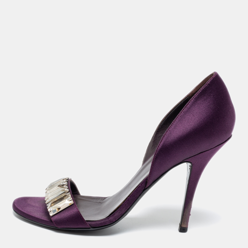 luxury-women-gucci-used-shoes-p667022-001-1 Gucci Purple Satin Crystal Embellished D'orsay Sandals Size 37.5