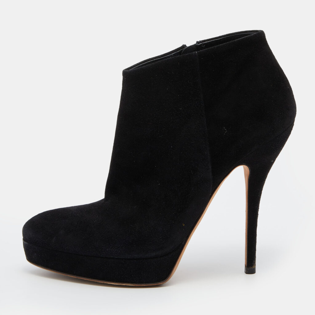 luxury-women-gucci-used-shoes-p761763-003 Gucci Black Suede Ankle Length Platform Boots Size 37