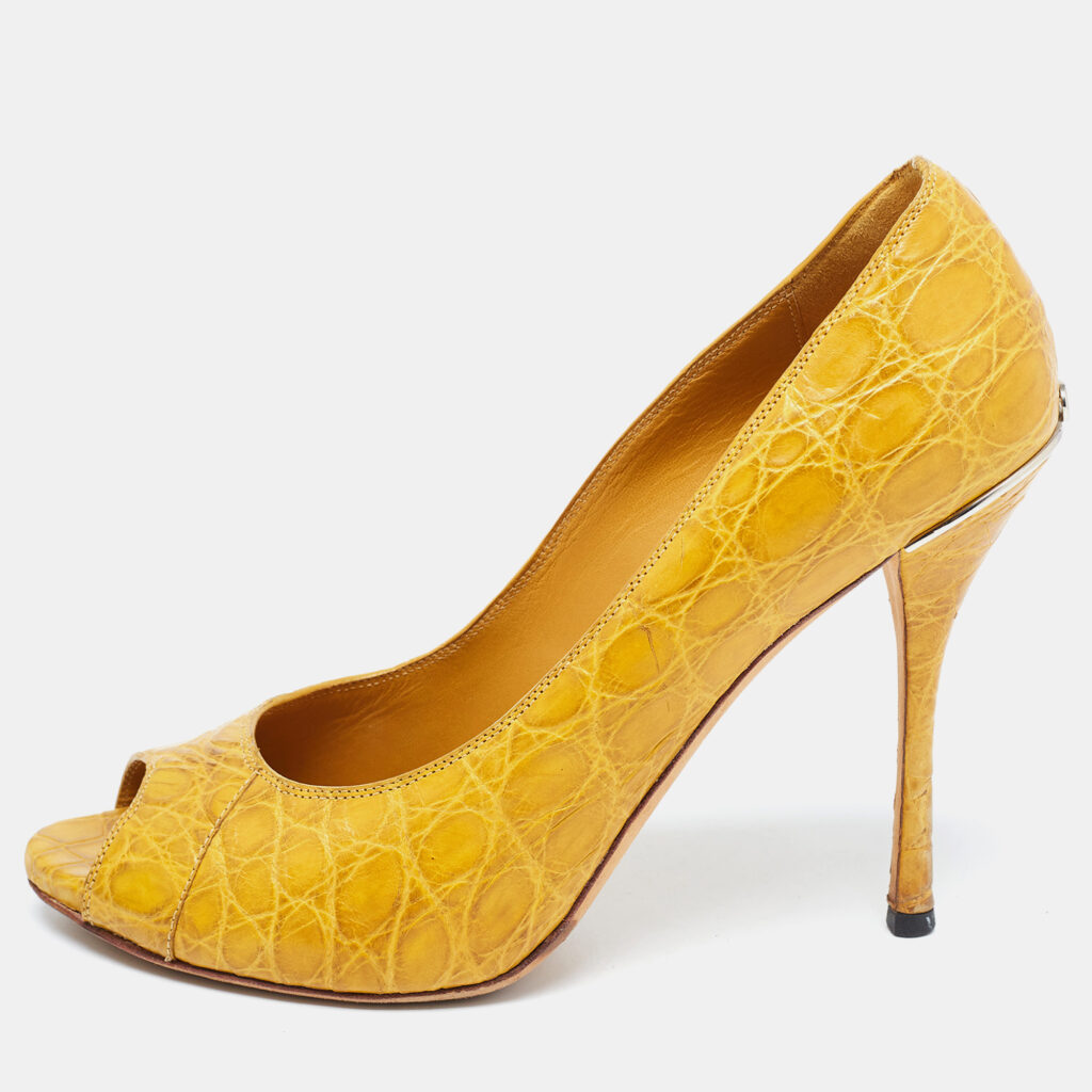 luxury-women-gucci-used-shoes-p913417-006 Gucci Yellow Crocodile Peep Toe Pumps Size 39.5