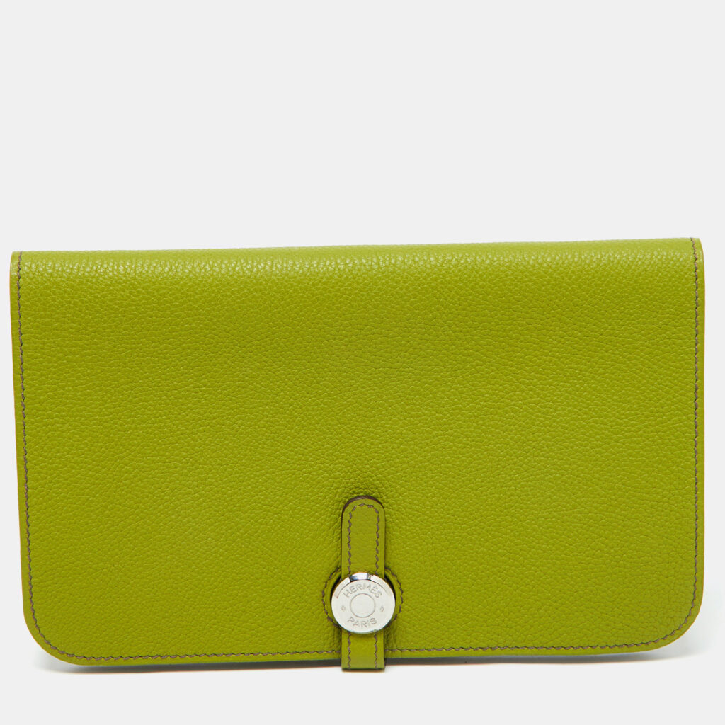 luxury-women-hermes-used-handbags-p1081087-013.jpg Hermes Anis Green Taurillon Togo Leather Dogon Duo Wallet