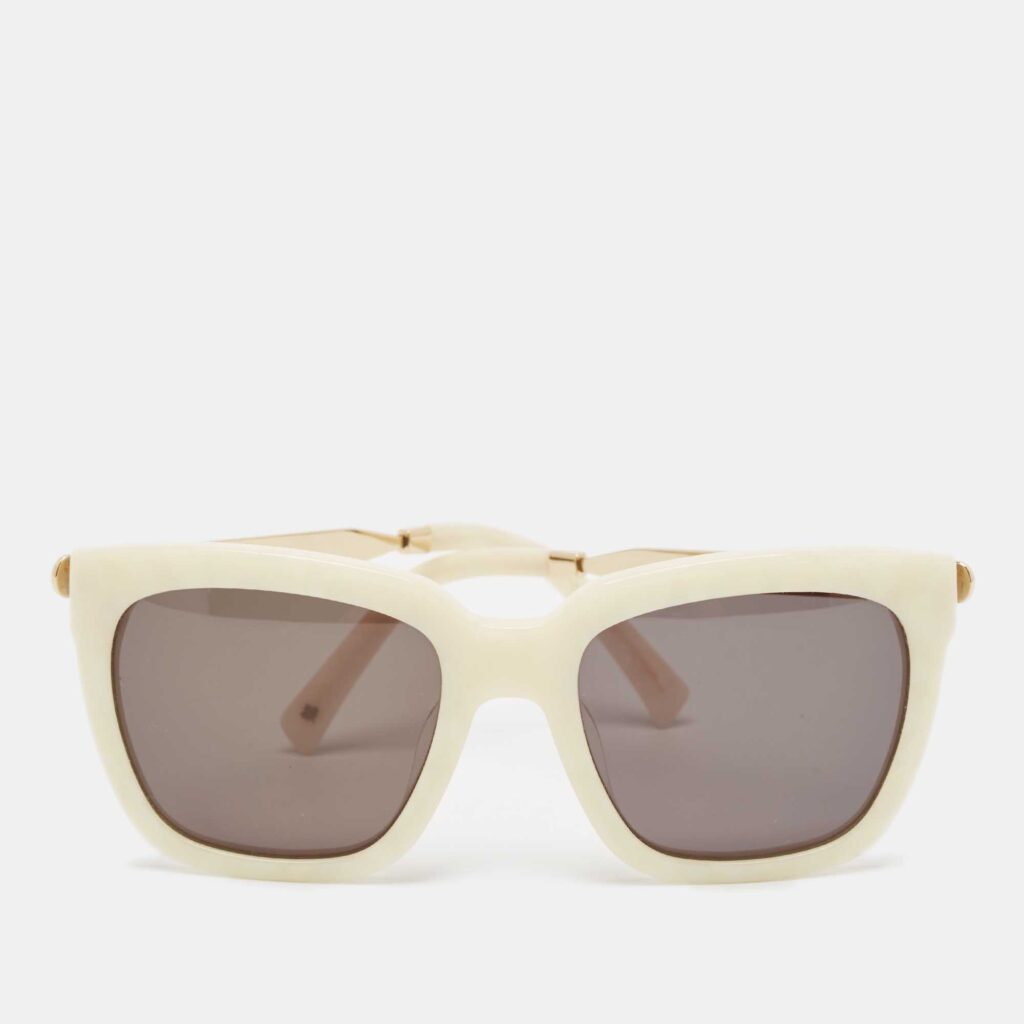 luxury-women-laurence-paul-canada-used-accessories-p1079882-001 Lauren Paul Canada White/Black Blackburn Square Sunglasses