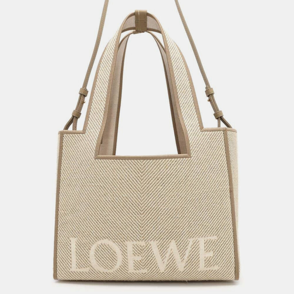 luxury-women-loewe-used-handbags-p1111219-002 Loewe Ecru Canvas Size Medium Font Tote Bag