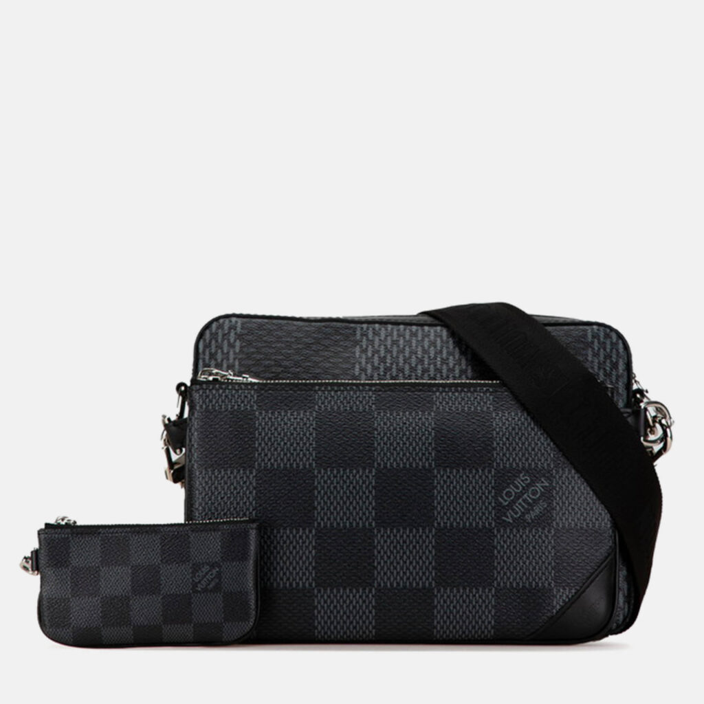luxury-women-louis-vuitton-used-handbags-p1097641-007 Louis Vuitton Black Canvas Trio Messenger Bag