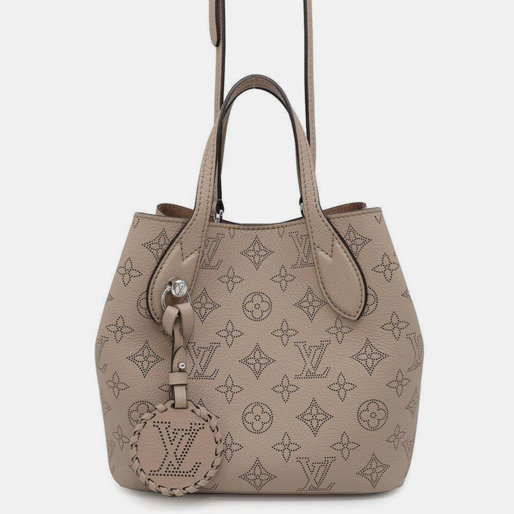 luxury-women-louis-vuitton-used-handbags-p1111225-002 Louis Vuitton Monogram Mahina Blossom Galet PM Bag
