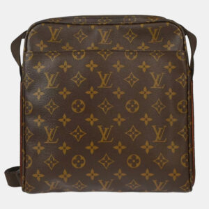 Louis Vuitton Monogram Trotteur Beaubourg Shoulder Bag