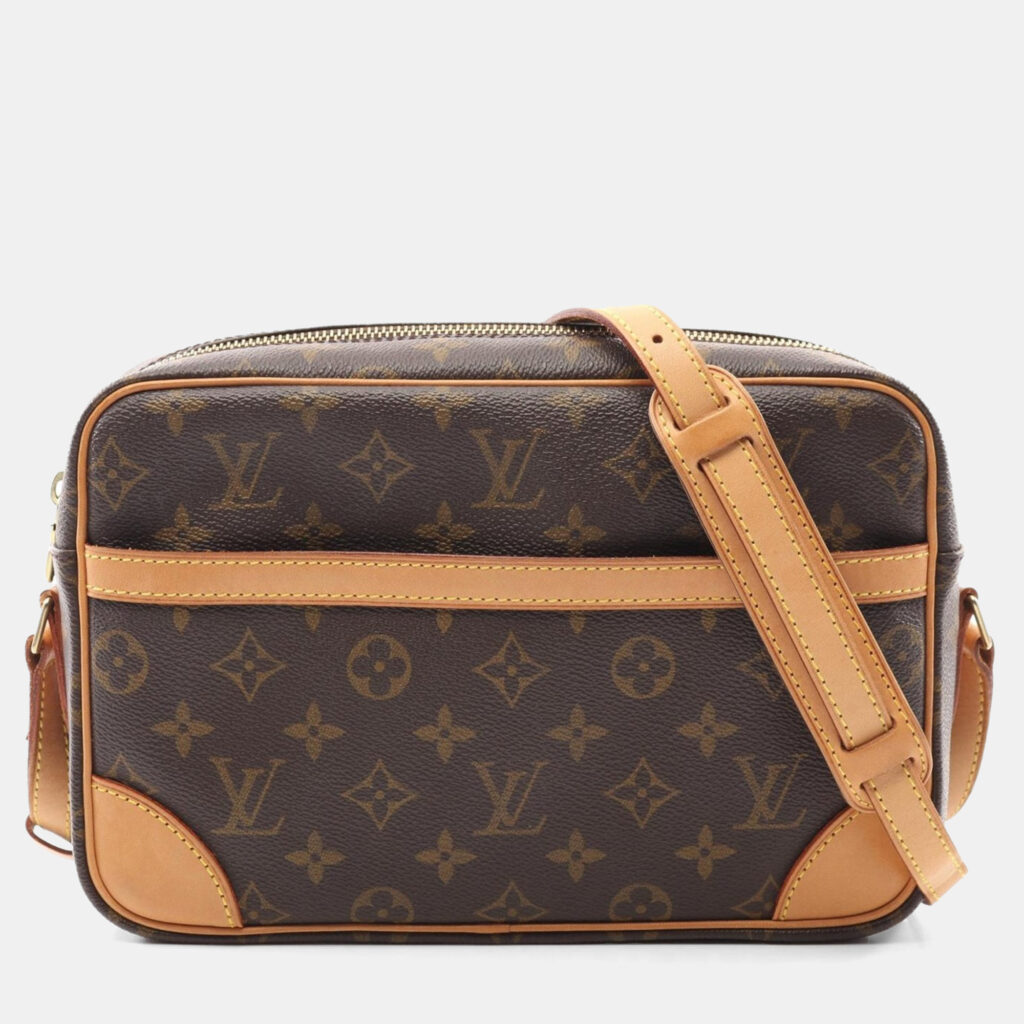 luxury-women-louis-vuitton-used-handbags-p1164196-007 Louis Vuitton Trocadro 27 Monogram Crossbody Bag