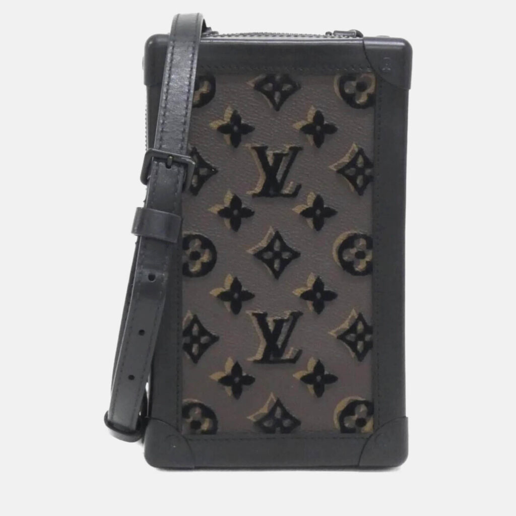luxury-women-louis-vuitton-used-handbags-p1170011-008 Louis Vuitton Monogram Vertical Soft Trunk Tuftage Shoulder Bag
